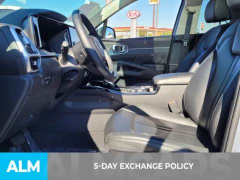 More photos of 2023 Kia Sorento SX at ALM CDJR Perry, GA