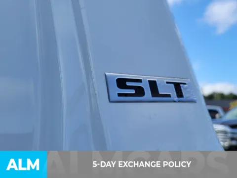 More photos of 2024 Ram 5500HD SLT at ALM CDJR Perry, GA