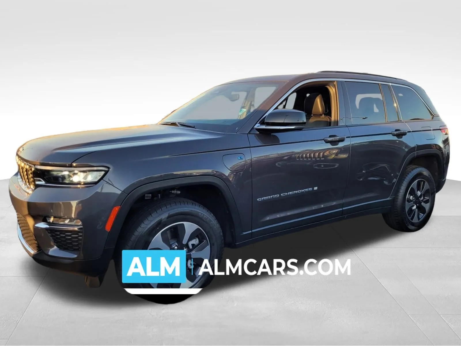 2024 Jeep Grand Cherokee 4xe's photo