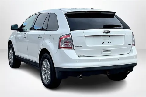 More photos of 2010 Ford Edge SEL at Lakeside Automotive Group, MI