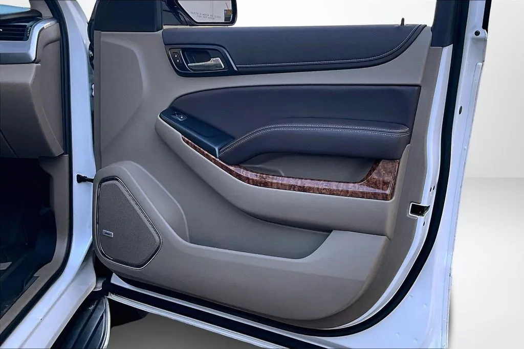 2020 Chevrolet Suburban Premier - Photo 27