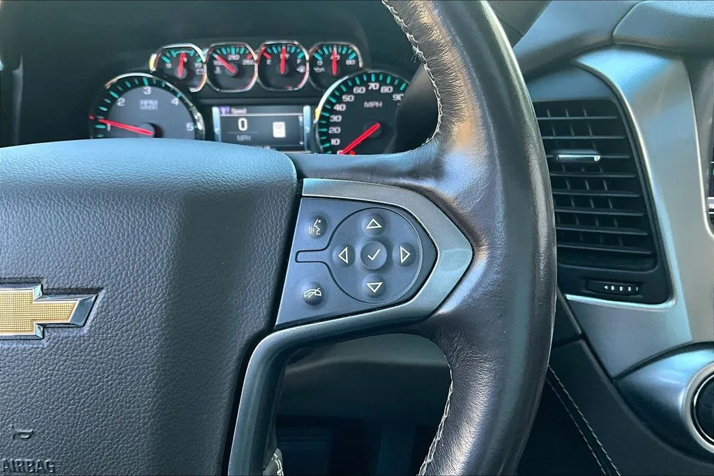 2020 Chevrolet Suburban Premier - Photo 12