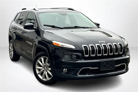 Another view of 2015 Jeep Cherokee Limited for sale in Spring Lake, MI at Lakeside Automotive Group