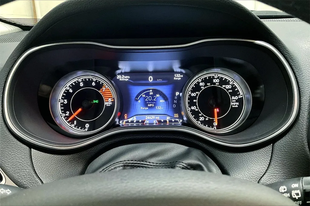 2022 Jeep Cherokee Limited photo 3