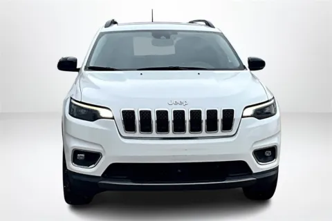 Photos of 2022 Jeep Cherokee Limited for sale in Spring Lake, MI at Lakeside Automotive Group
