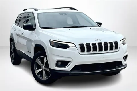 Another view of 2022 Jeep Cherokee Limited for sale in Spring Lake, MI at Lakeside Automotive Group