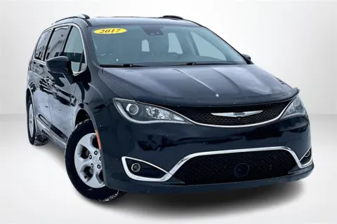 Another view of 2017 Chrysler Pacifica Touring L Plus for sale in Spring Lake, MI at Lakeside Automotive Group