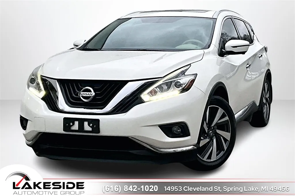 White 2017 Nissan Murano Platinum for sale in Spring Lake, MI