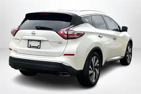 More photos of 2017 Nissan Murano at Lakeside Automotive Group, MI