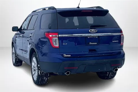 More photos of 2015 Ford Explorer XLT at Lakeside Automotive Group, MI