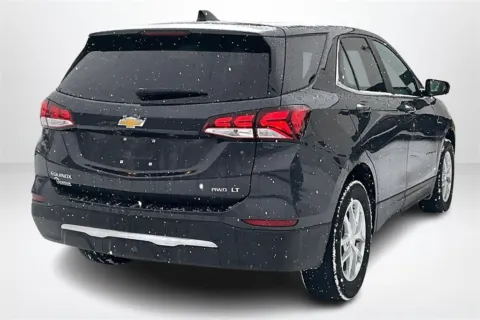 More photos of 2022 Chevrolet Equinox LT at Lakeside Automotive Group, MI