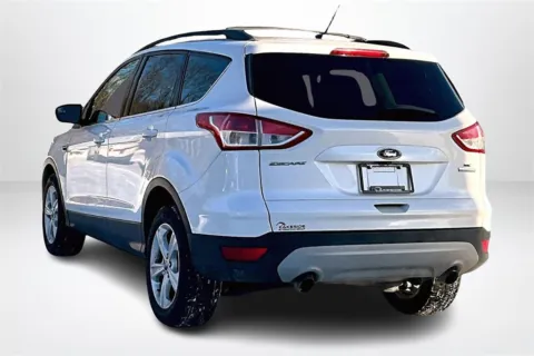 More photos of 2016 Ford Escape SE at Lakeside Automotive Group, MI