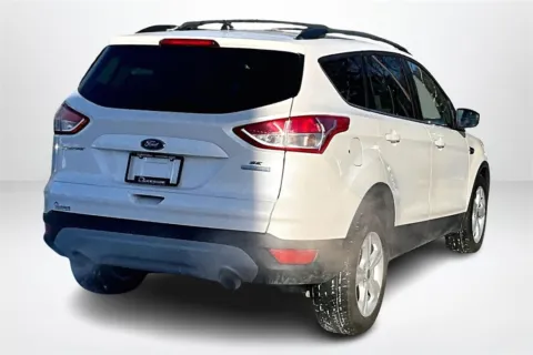 More photos of 2016 Ford Escape SE at Lakeside Automotive Group, MI