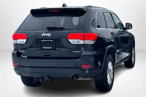 More photos of 2015 Jeep Grand Cherokee Laredo at Lakeside Automotive Group, MI
