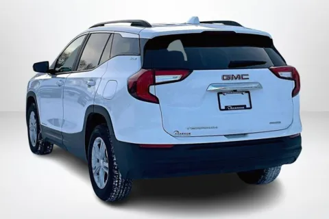 More photos of 2023 GMC Terrain SLE at Lakeside Automotive Group, MI