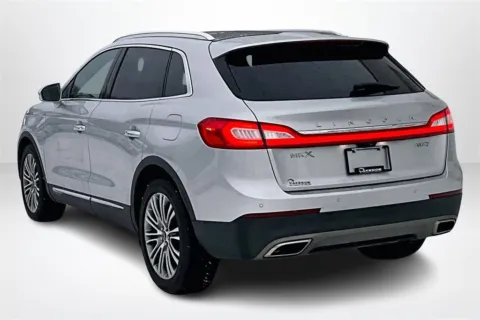 More photos of 2016 Lincoln MKX Reserve at Lakeside Automotive Group, MI