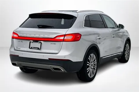 More photos of 2016 Lincoln MKX Reserve at Lakeside Automotive Group, MI