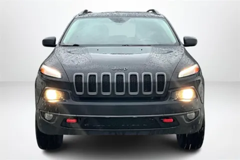 Photos of 2016 Jeep Cherokee Trailhawk for sale in Spring Lake, MI at Lakeside Automotive Group