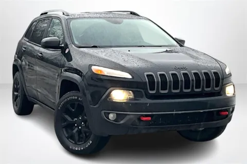 Another view of 2016 Jeep Cherokee Trailhawk for sale in Spring Lake, MI at Lakeside Automotive Group