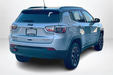 More photos of 2021 Jeep Compass Trailhawk at Lakeside Automotive Group, MI