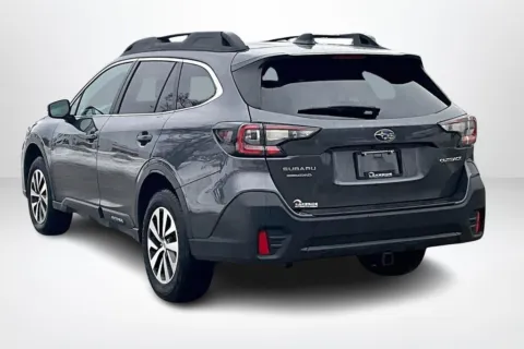 More photos of 2020 Subaru Outback Premium at Lakeside Automotive Group, MI