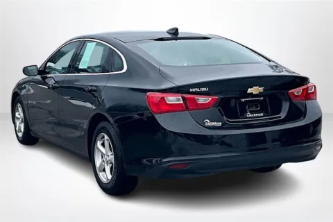 More photos of 2018 Chevrolet Malibu LS at Lakeside Automotive Group, MI
