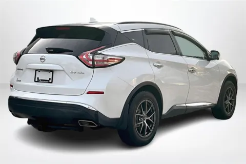 More photos of 2017 Nissan Murano at Lakeside Automotive Group, MI