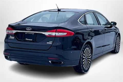 More photos of 2017 Ford Fusion SE at Lakeside Automotive Group, MI