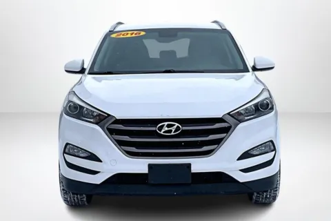 Photos of 2016 Hyundai Tucson SE for sale in Spring Lake, MI at Lakeside Automotive Group