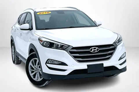 Another view of 2016 Hyundai Tucson SE for sale in Spring Lake, MI at Lakeside Automotive Group