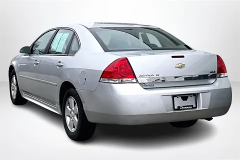 More photos of 2010 Chevrolet Impala LT at Lakeside Automotive Group, MI