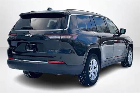 More photos of 2023 Jeep Grand Cherokee L Limited at Lakeside Automotive Group, MI