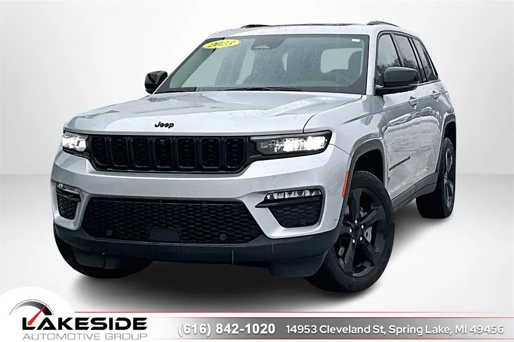 Silver 2023 Jeep Grand Cherokee Limited for sale in Spring Lake, MI