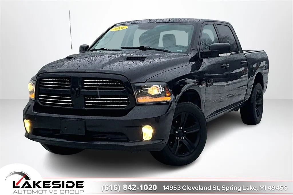 2016 RAM Ram 1500 Sport's photo