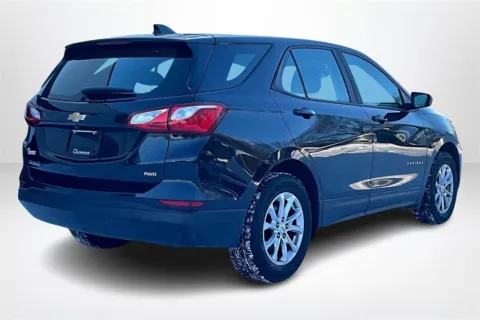 More photos of 2020 Chevrolet Equinox LS at Lakeside Automotive Group, MI