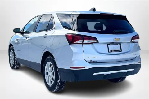 More photos of 2022 Chevrolet Equinox LT at Lakeside Automotive Group, MI