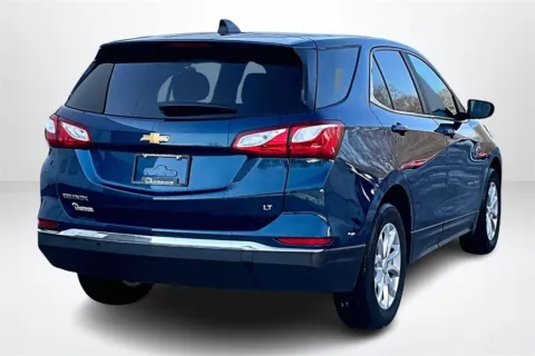 More photos of 2021 Chevrolet Equinox LT at Lakeside Automotive Group, MI