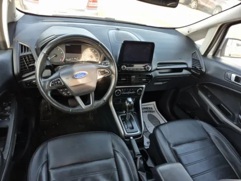 More photos of 2020 Ford EcoSport Titanium at Lakeside Automotive Group, MI