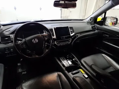 More photos of 2020 Honda Ridgeline RTL-E at Lakeside Automotive Group, MI