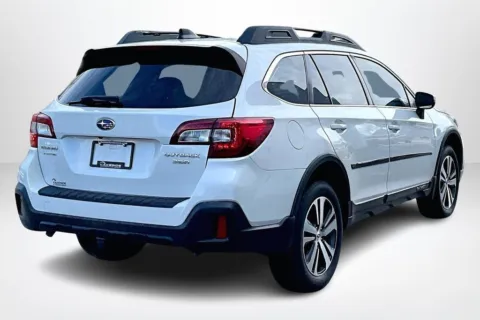 More photos of 2019 Subaru Outback 3.6R at Lakeside Automotive Group, MI