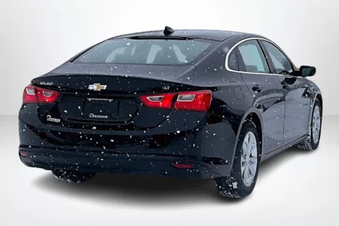 More photos of 2023 Chevrolet Malibu LT at Lakeside Automotive Group, MI