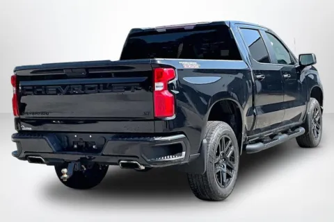 More photos of 2021 Chevrolet Silverado 1500 LT Trail Boss at Lakeside Automotive Group, MI