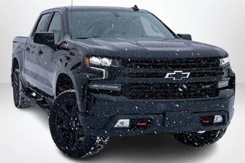 Another view of 2021 Chevrolet Silverado 1500 LT Trail Boss for sale in Spring Lake, MI at Lakeside Automotive Group