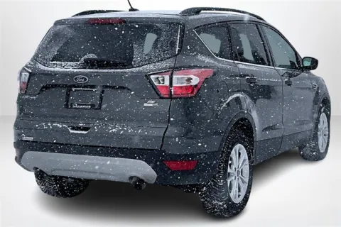More photos of 2017 Ford Escape SE at Lakeside Automotive Group, MI