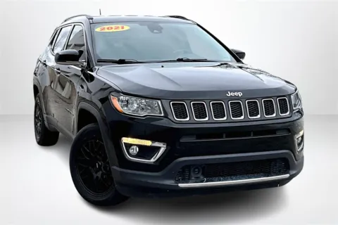 Another view of 2021 Jeep Compass Limited for sale in Spring Lake, MI at Lakeside Automotive Group