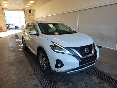 Photos of 2020 Nissan Murano SL for sale in Spring Lake, MI at Lakeside Automotive Group