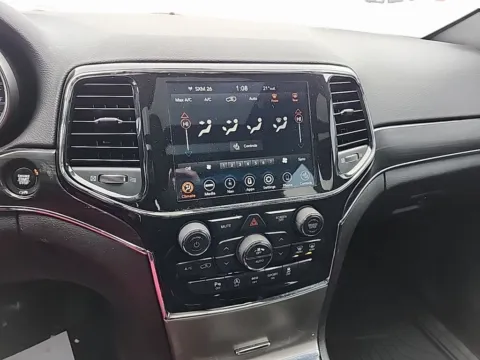 More photos of 2021 Jeep Grand Cherokee Limited at Lakeside Automotive Group, MI