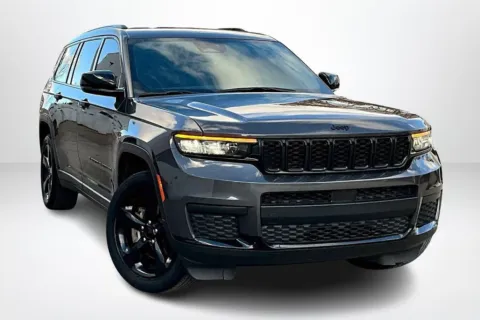 Another view of 2022 Jeep Grand Cherokee L Altitude for sale in Spring Lake, MI at Lakeside Automotive Group