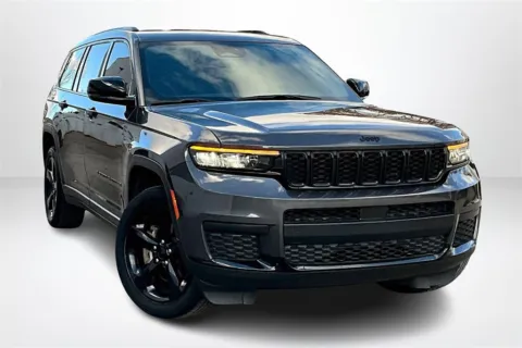 Another view of 2022 Jeep Grand Cherokee L Altitude for sale in Spring Lake, MI at Lakeside Automotive Group