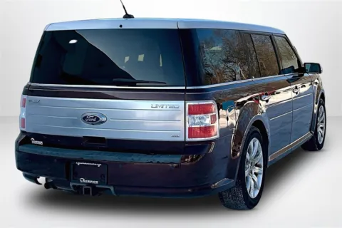 More photos of 2009 Ford Flex Limited at Lakeside Automotive Group, MI